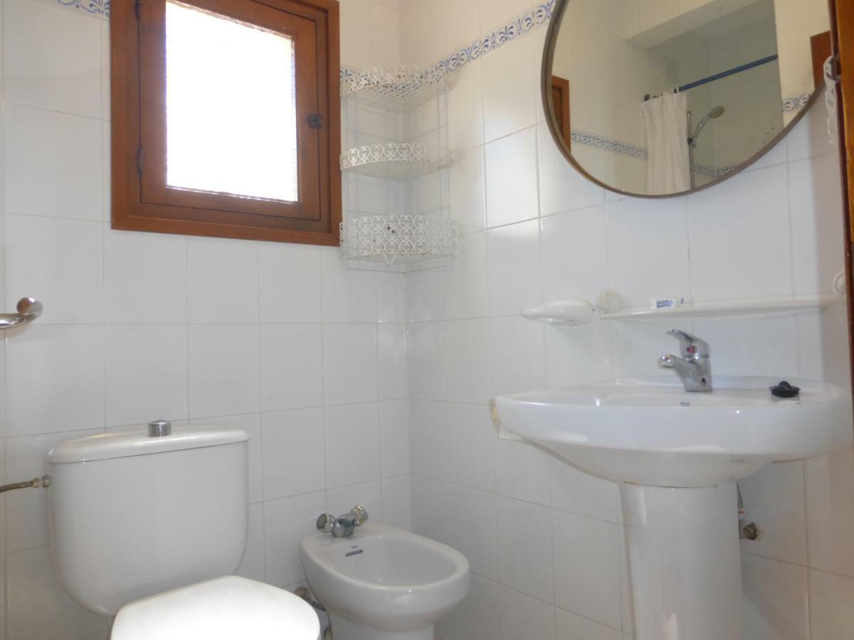 Rentalmar El Capitan Hospitalet De L'Infant Buitenkant foto